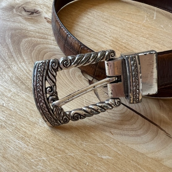 LEATHER BELT WOMENS BROWN CROC EMBOSSED WESTERN BOHO VTG INSPIRED INTRICATE - Picture 2 of 11